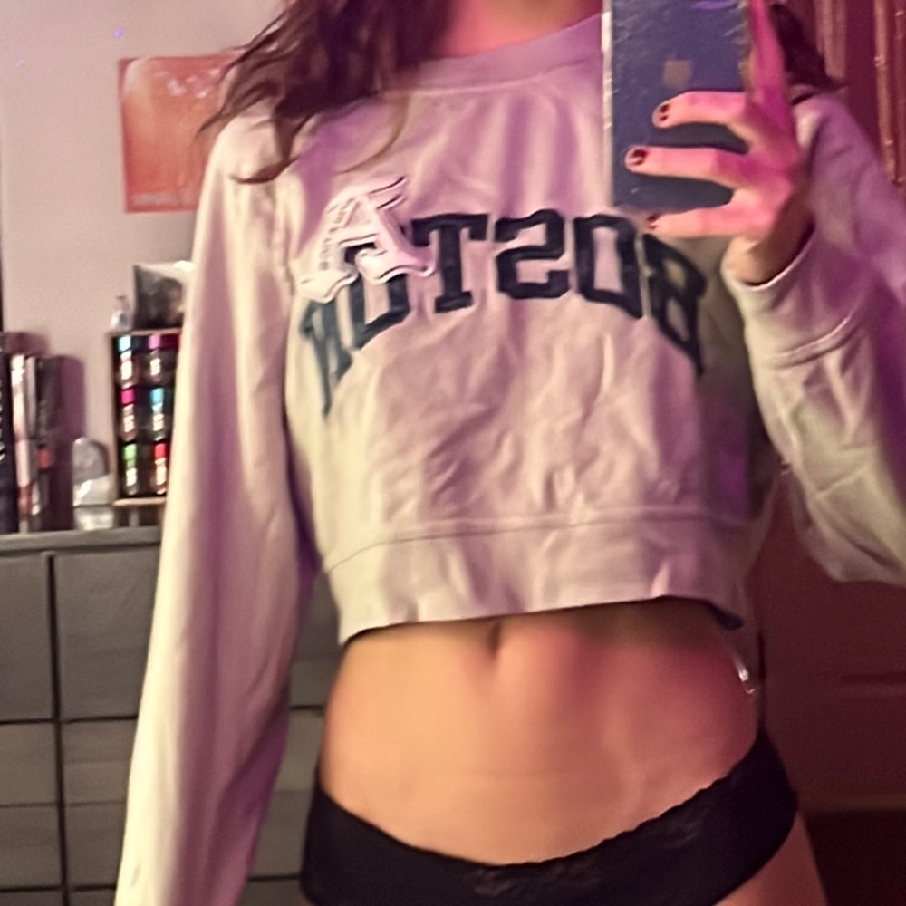 Green Boston cropped crew neck